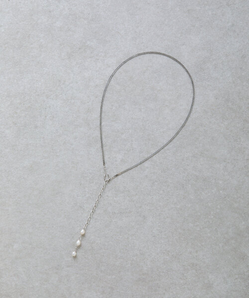 BEARDSLEY（ビアズリー）の「シルバー＆パール2wayネックレス（ネックレス・レディース・シルバー・FREE）」の2枚目の写真