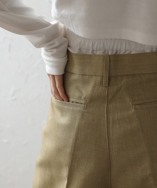 ENC(エンク)の「two tuck double waist pants / ツータックダブルウエストパンツ(その他パンツ・レディース・ブラック/ベージュ系その他・S/M)」の16枚目の写真