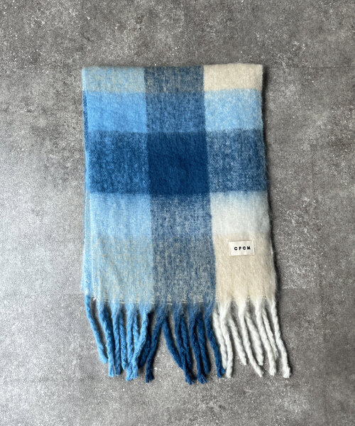 CPCM(シーピーシーエム)の「バルキーチェックマフラー(マフラー・メンズ・ブラック/オレンジ/ブルー・FREE)」の7枚目の写真