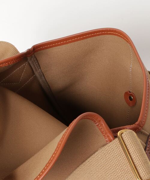 BRADY(ブレディー)の「Brady(ブレディ) STOUR(ショルダーバッグ・レディース・カーキ・F)」の4枚目の写真