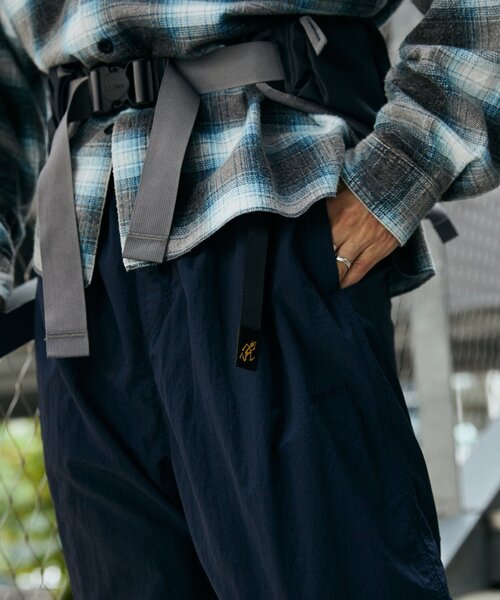 Gramicci(グラミチ)の「GRAMICCI / グラミチ 別注 デュラブルナイロンパンツ(その他パンツ・メンズ・ネイビー/パープル/ブラック/ブラウン・LARGE/MEDIUM/X-LARGE)」の7枚目の写真
