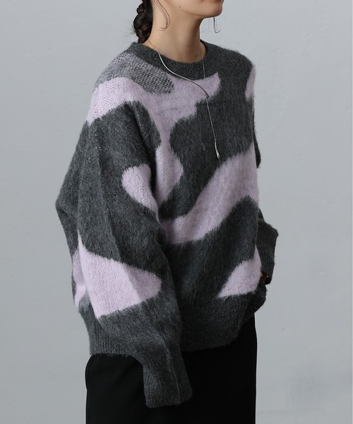 COLONY 2139（コロニートゥーワンスリーナイン）の「ニュアンスジャガードニットプルオーバー（ニット/セーター・レディース・ライトグレー/グレー/チャコールグレー・FREE）」の2枚目の写真