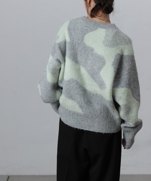 COLONY 2139（コロニートゥーワンスリーナイン）の「ニュアンスジャガードニットプルオーバー（ニット/セーター・レディース・ライトグレー/グレー/チャコールグレー・FREE）」の22枚目の写真