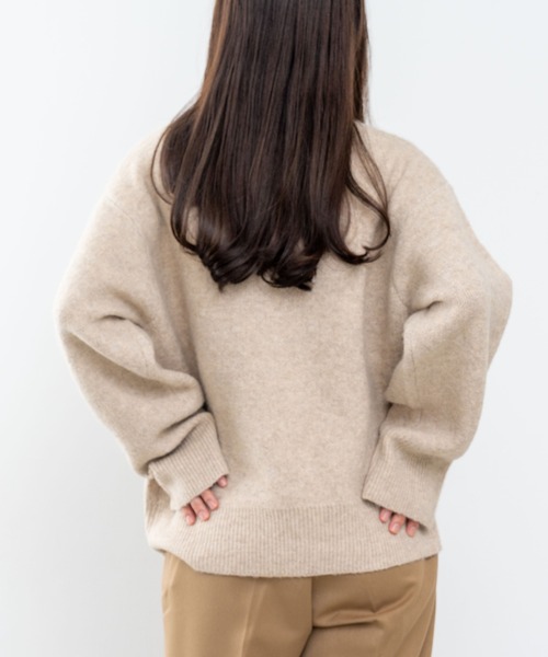 refinedworks（リファインドワークス）の「【refinedworks】モチモチ素材で作成したロゴ入りニットプルオーバー！（ニット/セーター・レディース・グレー/ライトブラウン/ベージュ・FREE）」の16枚目の写真