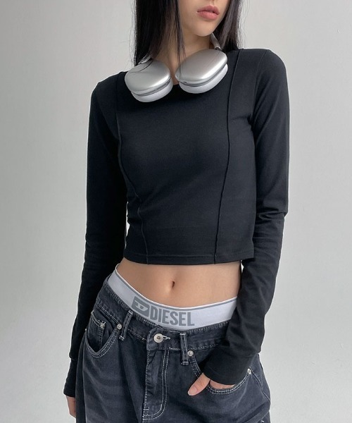BLACKUP（ブラックアップ）の「[MADE] レニオンピンタックロング長袖Tシャツ（Tシャツ/カットソー・レディース・バーガンディー/チャコール/ブラック/アイボリー・ONESIZE）」の3枚目の写真