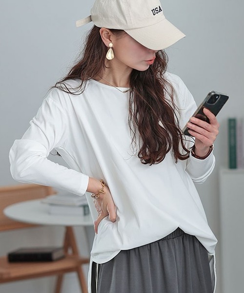 GOLDJAPAN(ゴールドジャパン)の「ラウンドヘムロングTシャツ【大きいサイズ対応】(Tシャツ/カットソー・レディース・ブラック/ネイビー/オフホワイト/ベージュ系・LL/3L/4L/5L)」の2枚目の写真