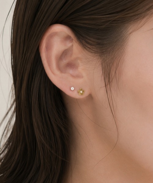 ciite' surgical stainless（シーテサージカルステンレス）の「【 金属アレルギー対応 】 フラワー セットピアス サージカルステンレス（ピアス（両耳用）・レディース・シルバー/ゴールド・FREE）」の3枚目の写真