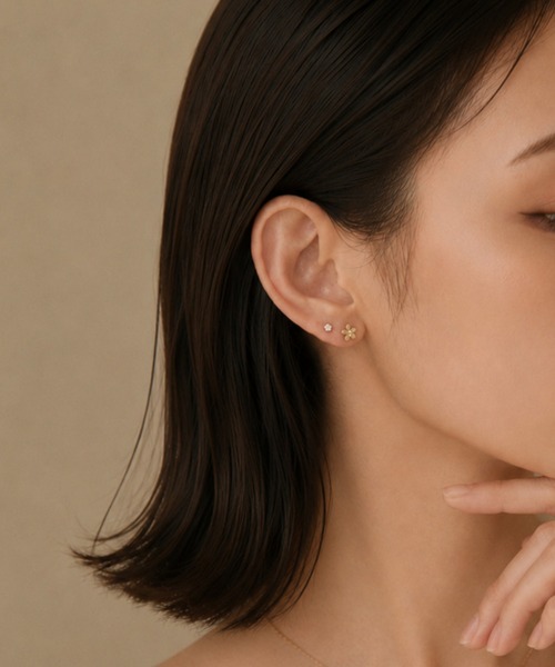 ciite' surgical stainless（シーテサージカルステンレス）の「【 金属アレルギー対応 】 フラワー セットピアス サージカルステンレス（ピアス（両耳用）・レディース・シルバー/ゴールド・FREE）」の6枚目の写真