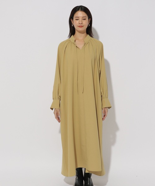 Elura（エルーラ）の「アイロンいらずカフタンワンピース＜低身長サイズあり＞/150386（ワンピース・レディース・イエロー/ネイビー・FREE(S)/FREE）」の6枚目の写真