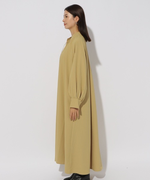 Elura（エルーラ）の「アイロンいらずカフタンワンピース＜低身長サイズあり＞/150386（ワンピース・レディース・イエロー/ネイビー・FREE(S)/FREE）」の7枚目の写真