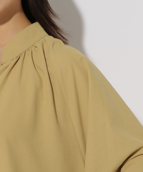 Elura（エルーラ）の「アイロンいらずカフタンワンピース＜低身長サイズあり＞/150386（ワンピース・レディース・イエロー/ネイビー・FREE(S)/FREE）」の10枚目の写真