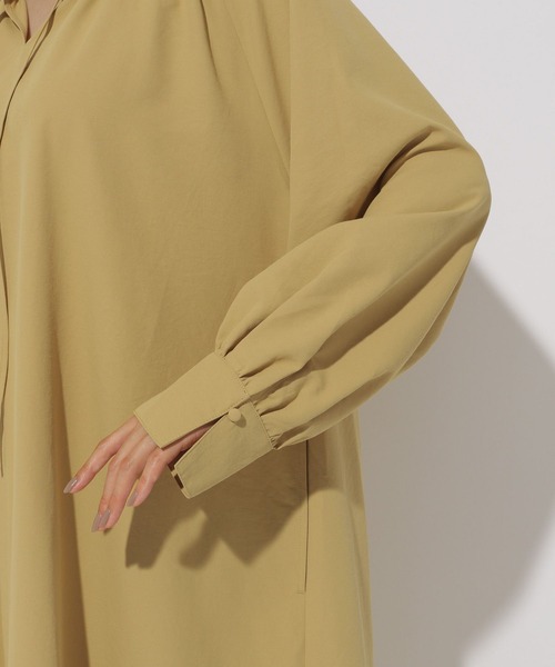 Elura（エルーラ）の「アイロンいらずカフタンワンピース＜低身長サイズあり＞/150386（ワンピース・レディース・イエロー/ネイビー・FREE(S)/FREE）」の11枚目の写真