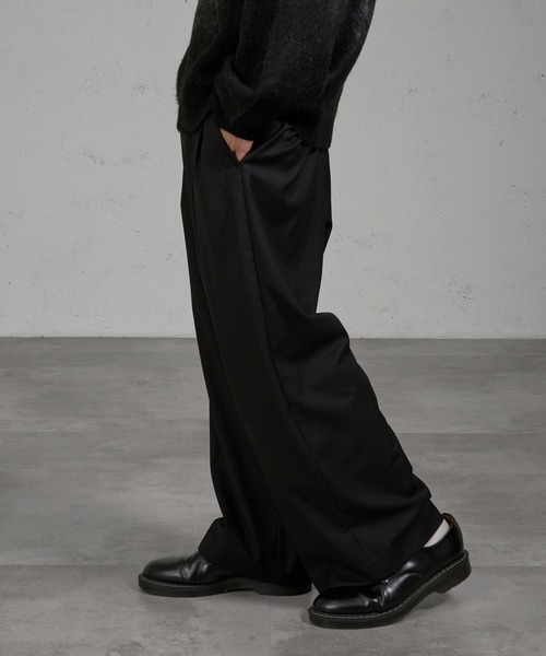 kutir（クティール）の「2タックワイドスラックスパンツ（スラックス・メンズ・ダークオリーブ/ブラック・マルチサイズ）」の21枚目の写真