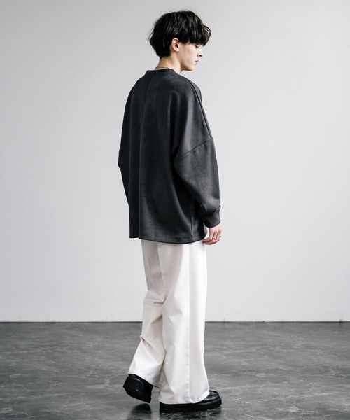 Rocky Monroe（ロッキーモンロー）の「オーバーサイズフェイクスウェードドルマンロンT（Tシャツ/カットソー・メンズ・オフホワイト/グレー/チャコール/ネイビー・M/L）」の16枚目の写真