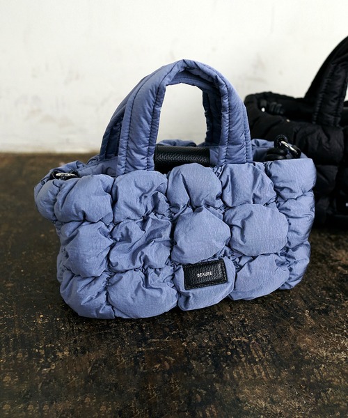 Jines(ジネス)の「スクエアキルティング 2WAY ショルダーBAG【BEAURE/ヴュレ】(ショルダーバッグ・レディース・ブルー/ブラック・フリー)」の2枚目の写真