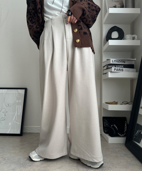 ULEULA(ウルア)の「ウールワイドパンツ(その他パンツ・レディース・グレー/ブラック/アイボリー・FREE)」の12枚目の写真