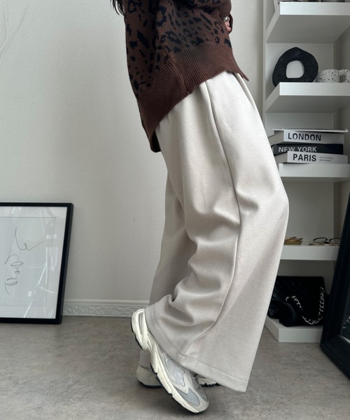 ULEULA(ウルア)の「ウールワイドパンツ(その他パンツ・レディース・グレー/ブラック/アイボリー・FREE)」の9枚目の写真