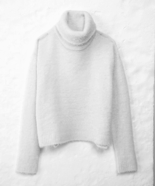 Chico（チコ）の「【who's who Chico】ふわふわタートルニットプルオーバー（ニット/セーター・レディース・ピンクベージュ/ホワイト/ブルー/グレー・FREE）」の16枚目の写真