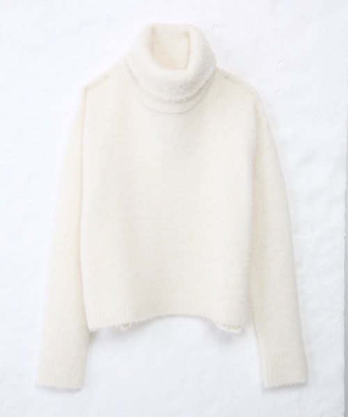 Chico（チコ）の「【who's who Chico】ふわふわタートルニットプルオーバー（ニット/セーター・レディース・ピンクベージュ/ホワイト/ブルー/グレー・FREE）」の7枚目の写真