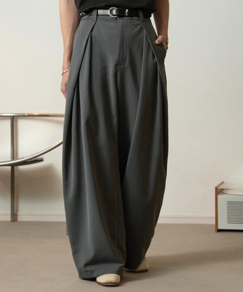 soerte 3タックワイドバルーントラウザー　ブラック系 3tuck wide balloon trousers / 3タックワイドバルーントラウザー
