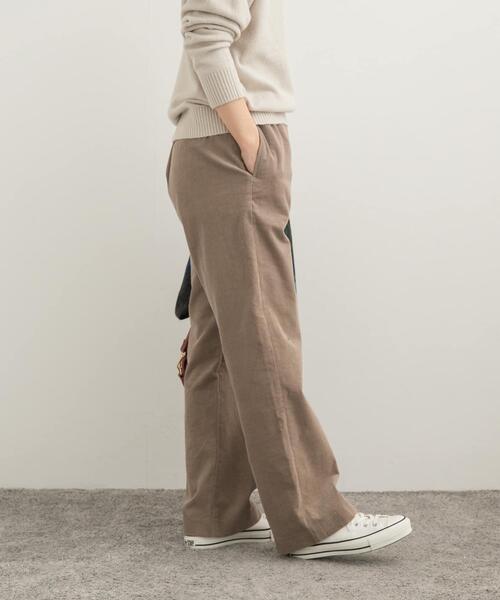 URBAN RESEARCH DOORS(アーバンリサーチドアーズ)の「『UR TECH』コーデュロイイージーパンツ(その他パンツ・レディース・アイボリー/ベージュ系その他・MEDIUM/SMALL)」の22枚目の写真