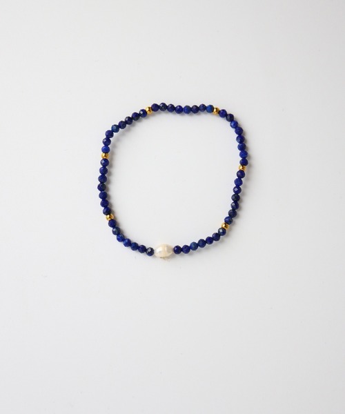 TUWAKRIM（トゥワクリム）の「【TUWAKRIM】誕生月カラーブレスレット（ブレスレット・レディース・ホワイト/グリーン/ライトグリーン/ピンク/レッド/パープル/イエロー/オレンジ/アイボリー/ブラック/ライトブルー/ブルー・MEDIUM）」の7枚目の写真