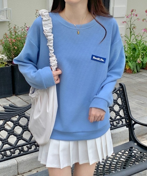 SEU(エスイーユー)の「ワッフル素材ワンポイントロンT 長袖フットボールプルオーバー(Tシャツ/カットソー・レディース・ブルー/グレー/ブラック/ホワイト・フリー)」の4枚目の写真