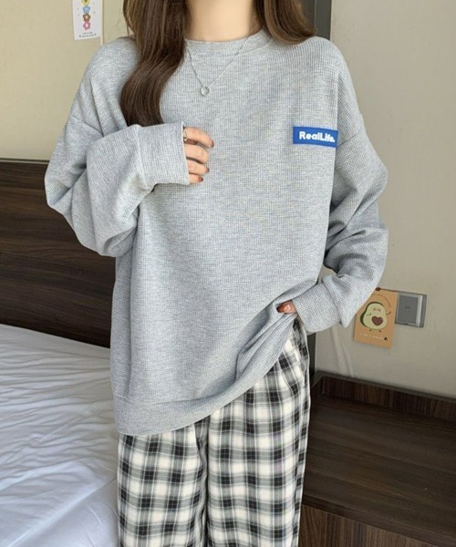 SEU(エスイーユー)の「ワッフル素材ワンポイントロンT 長袖フットボールプルオーバー(Tシャツ/カットソー・レディース・ブルー/グレー/ブラック/ホワイト・フリー)」の14枚目の写真