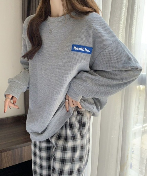 SEU(エスイーユー)の「ワッフル素材ワンポイントロンT 長袖フットボールプルオーバー(Tシャツ/カットソー・レディース・ブルー/グレー/ブラック/ホワイト・フリー)」の17枚目の写真