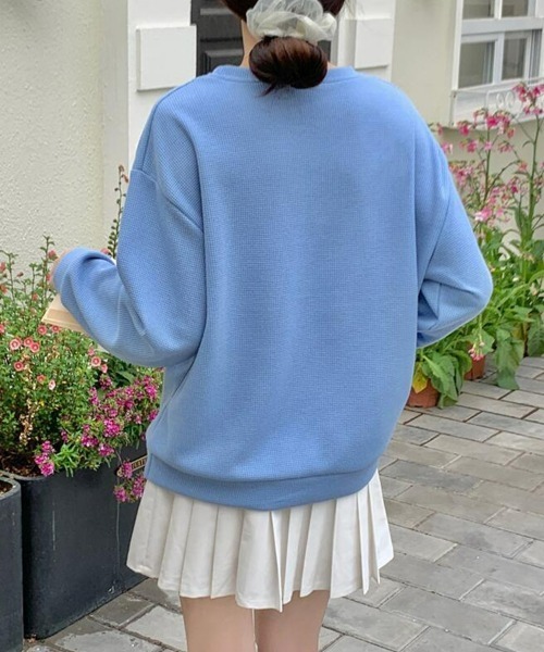 SEU(エスイーユー)の「ワッフル素材ワンポイントロンT 長袖フットボールプルオーバー(Tシャツ/カットソー・レディース・ブルー/グレー/ブラック/ホワイト・フリー)」の11枚目の写真