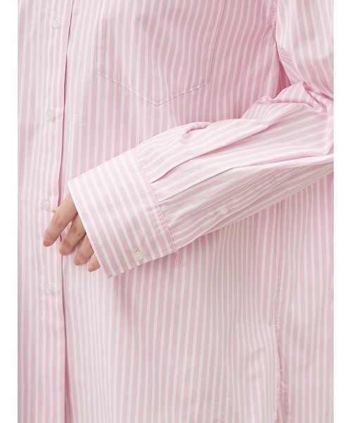 Mila Owen（ミラオーウェン）の「シャツカーブルーズシルエットワイドシャツ【手洗い可能】（シャツ/ブラウス・レディース・ブルー/ピンク/ライトブルー/ネイビー/ホワイト・FREE）」の12枚目の写真