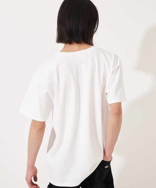 FRUIT OF THE LOOM(フルーツオブザルーム)の「USAHALF SLEEVE STANDARD T / Tシャツ / 半袖 / トップス / シンプル / カジュアル / 無地 / ユニセックス(Tシャツ/カットソー・メンズ・ホワイト・L/M/XL/S)」の3枚目の写真