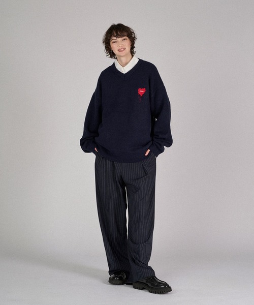 MELTY HEART LOGO V-NECK KNIT / メルティーハートVネックニット