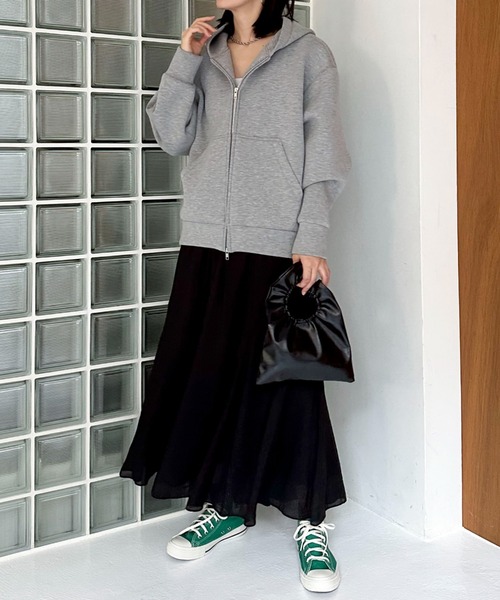 Doux archives（ドゥアルシーヴ）の「【HELOYSE】toast beach material SM（ショルダーバッグ・レディース・シルバー/ブラック・FREE）」の7枚目の写真