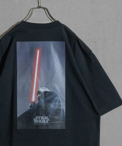 JOHN'S CLOSET(ジョンズクローゼット)の「【k】〔Star Wars〕バリエーション エピソード ビッグ クルーネックTシャツ(Tシャツ/カットソー・メンズ・ブラック系1/ブラック系2/ブラック系3/ブラック系4/ブラック系5/ホワイト系1/ホワイト系2/ホワイト系3/ホワイト系4/ホワイト系5・MEDIUM/LARGE)」の7枚目の写真