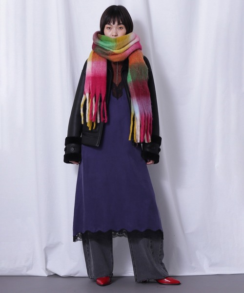 ROSE BUD（ローズバッド）の「カラーブロックチェックマフラー（マフラー・レディース・ブラウン・ONE SIZE）」の4枚目の写真