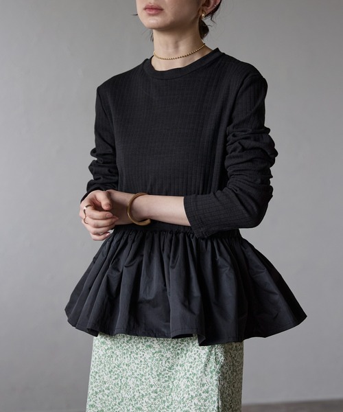yori ヘムフリルワイドTee 2022SM ブラック yori(ヨリ)の「ワイドヘムギャザーカットソー【2021SP】2月上旬