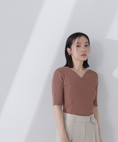 NATURAL BEAUTY BASIC(ナチュラルビューティーベーシック)の「◇ニュアンスネックラメリブニット(ニット/セーター・レディース・チャコールグレー/ベージュ/ブラウン/ブルー・FREE)」の14枚目の写真