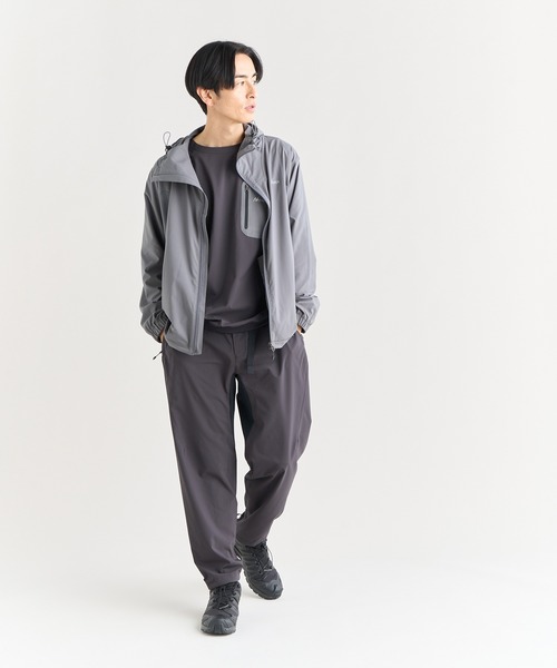 NANGA(ナンガ)の「HYBRID FLEX ZIP BLOUSON/ハイブリッドフレックスジップブルゾン(マウンテンパーカー・メンズ・グレー/ベージュ/ネイビー/ブラック・S/M/L/XL)」の13枚目の写真