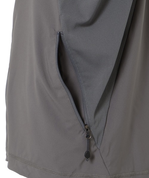 NANGA(ナンガ)の「HYBRID FLEX ZIP BLOUSON/ハイブリッドフレックスジップブルゾン(マウンテンパーカー・メンズ・グレー/ベージュ/ネイビー/ブラック・S/M/L/XL)」の19枚目の写真