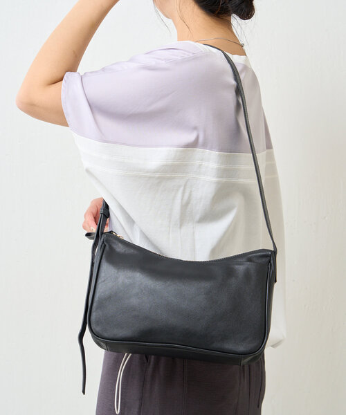 Jena espace merveilleux（ジェナ　エスパスメルヴェイユ）の「本革ショルダーバッグ（ショルダーバッグ・レディース・グレー/ブラック・FREE）」の3枚目の写真