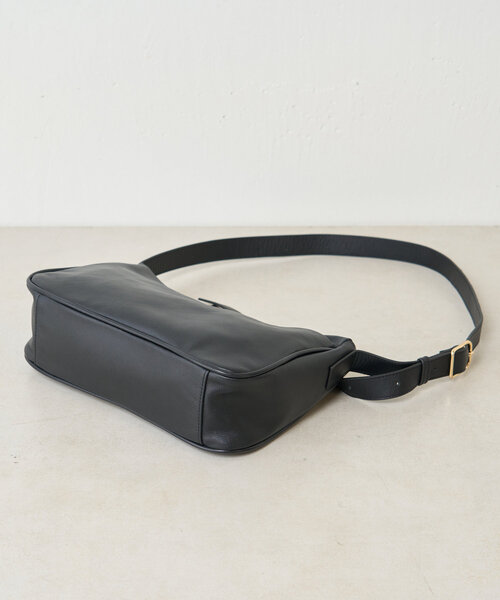 Jena espace merveilleux（ジェナ　エスパスメルヴェイユ）の「本革ショルダーバッグ（ショルダーバッグ・レディース・グレー/ブラック・FREE）」の10枚目の写真