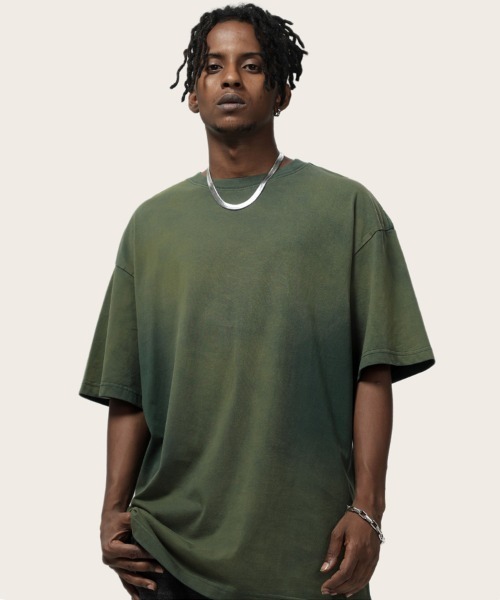 新しい季節 セール】オーバーサイズユーズド加工無地Tシャツ（Tシャツ トップス