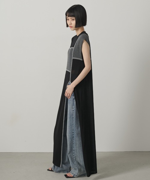 AIC.（エーアイシー）の「ディープスリットシアーニットワンピース（ワンピース・レディース・ブラウン/ブラック・FREE）」の5枚目の写真