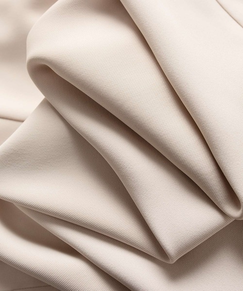 SAISON DE PAPILLON(セゾンドパピヨン)の「可愛さ満点フリルオールインワン(サロペット/オーバーオール・レディース・ベージュ/ブラック・S/M/L)」の7枚目の写真