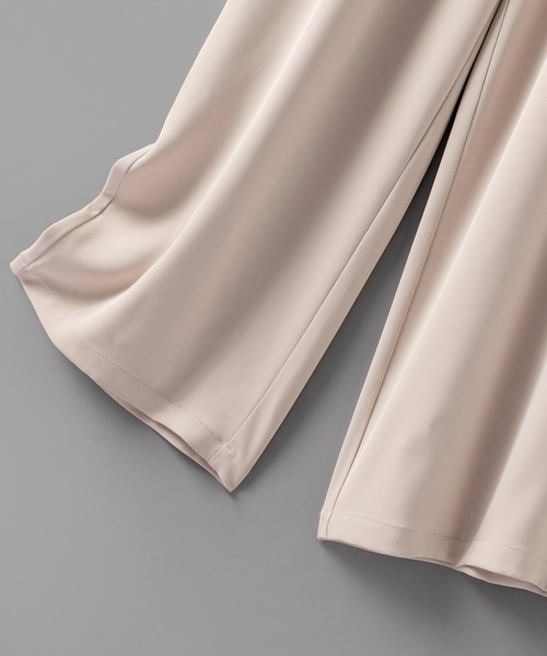 SAISON DE PAPILLON(セゾンドパピヨン)の「可愛さ満点フリルオールインワン(サロペット/オーバーオール・レディース・ベージュ/ブラック・S/M/L)」の11枚目の写真