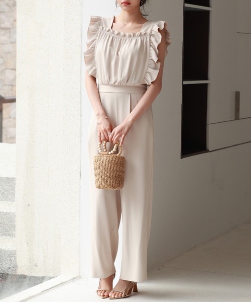 SAISON DE PAPILLON(セゾンドパピヨン)の「可愛さ満点フリルオールインワン(サロペット/オーバーオール・レディース・ベージュ/ブラック・S/M/L)」の20枚目の写真