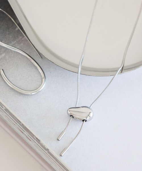 LEPSIM（レプシィム）の「ステンレススライドネックレス　324846（ネックレス・レディース・シルバー/シルバー系その他・ONE SIZE）」の2枚目の写真