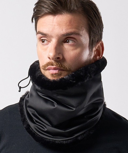 wjk(ダヴルジェイケイ)の「mko12778-combi neck warmer ネックウォーマー(ネックウォーマー/スヌード・メンズ・ネイビー/ブラック・FREE)」の2枚目の写真