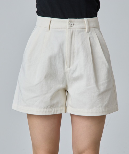 COLONY 2139（コロニートゥーワンスリーナイン）の「2タックコットンツイルショートパンツ（その他パンツ・レディース・アイボリー/ブラック・MEDIUM/SMALL）」の19枚目の写真